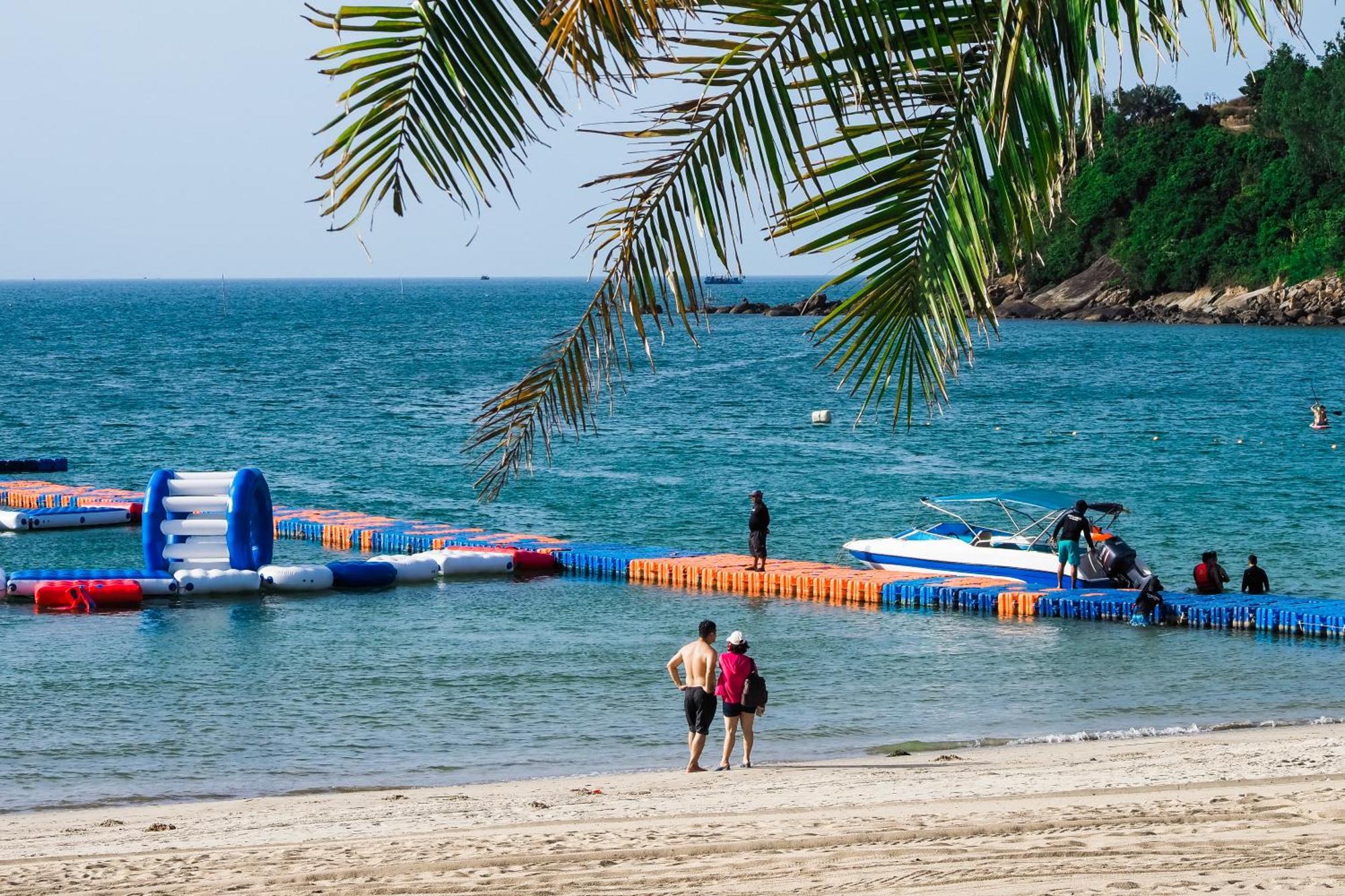 Bounce Beach Resort And Spa Da Nang Bagian luar foto