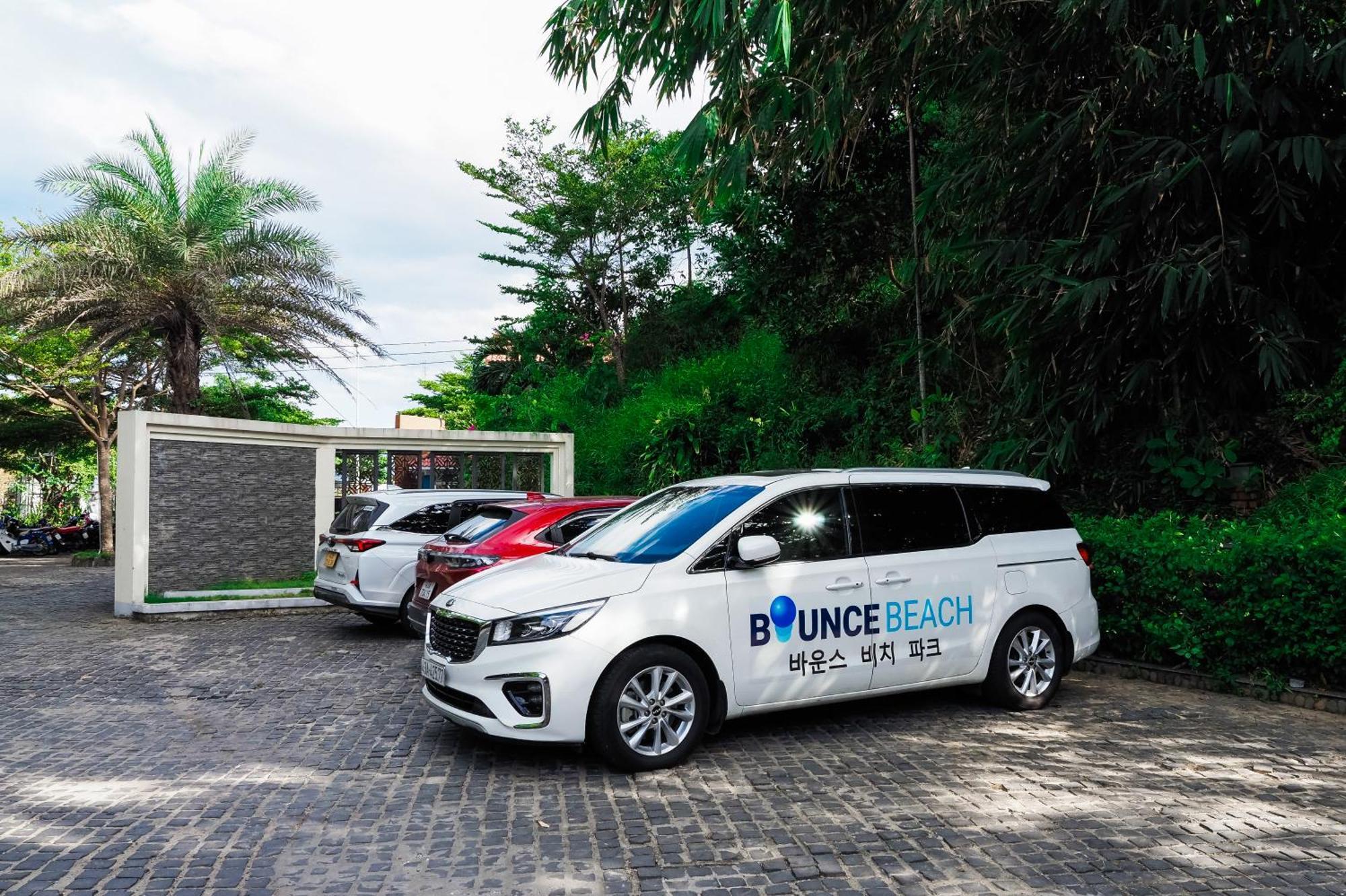 Bounce Beach Resort And Spa Da Nang Bagian luar foto
