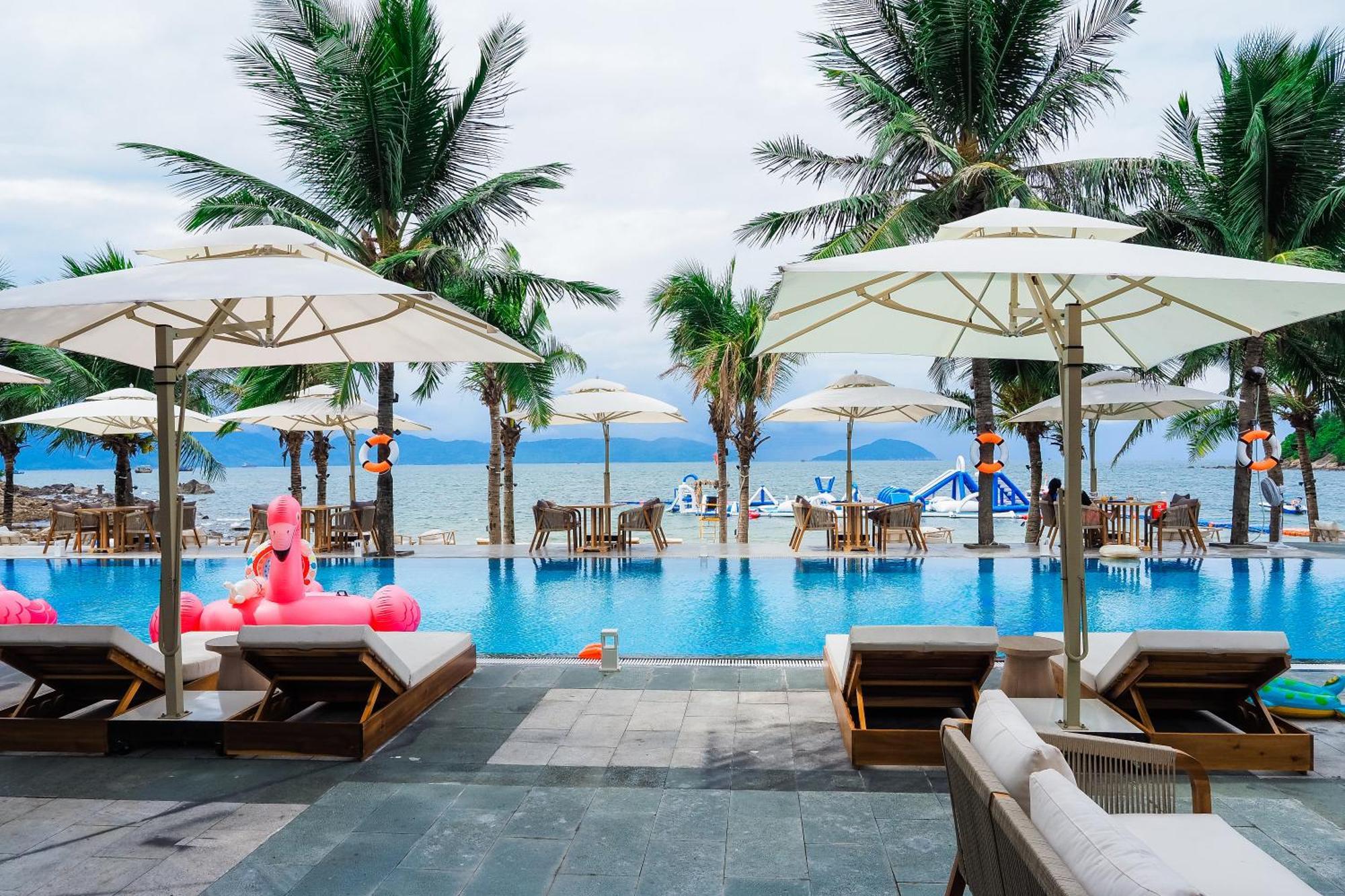 Bounce Beach Resort And Spa Da Nang Bagian luar foto