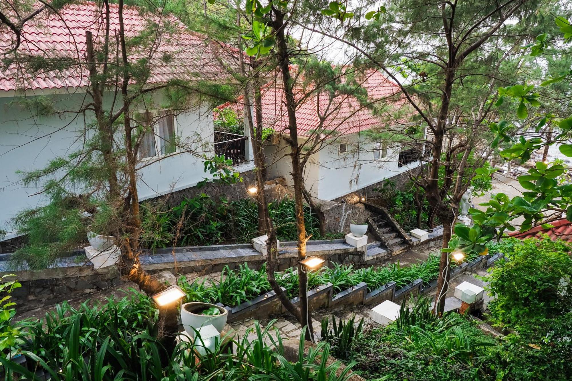 Bounce Beach Resort And Spa Da Nang Bagian luar foto
