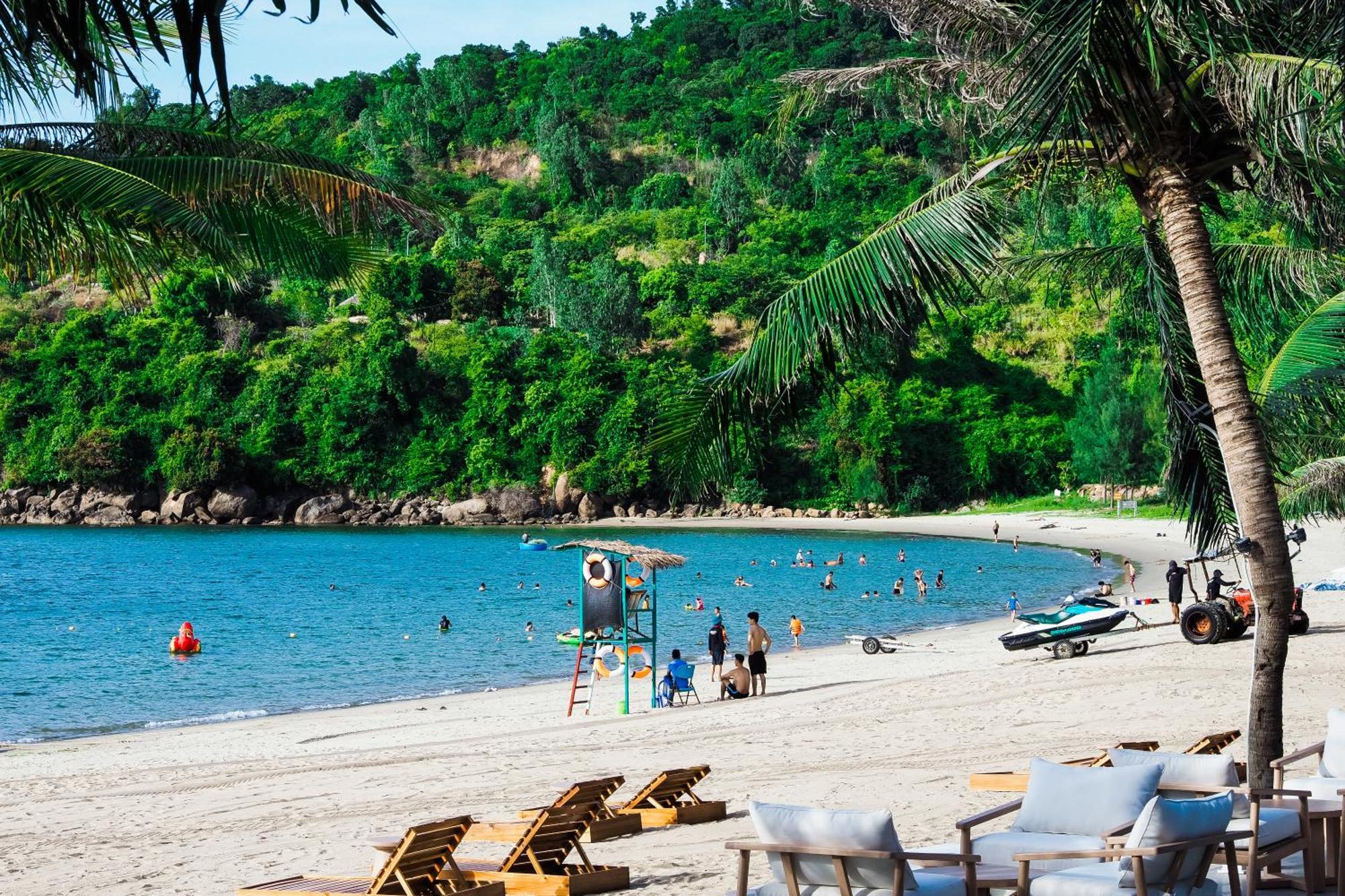 Bounce Beach Resort And Spa Da Nang Bagian luar foto