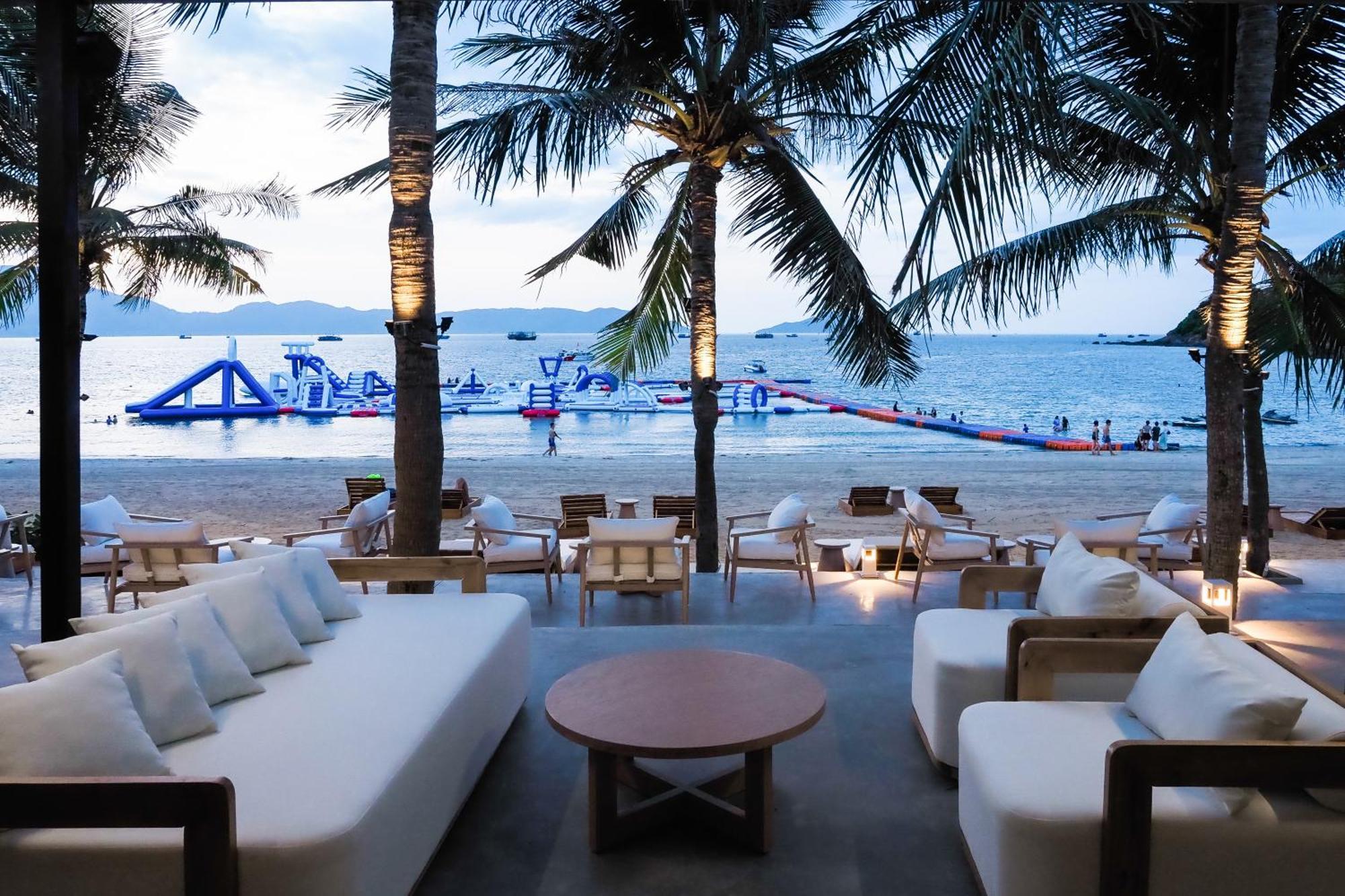 Bounce Beach Resort And Spa Da Nang Bagian luar foto